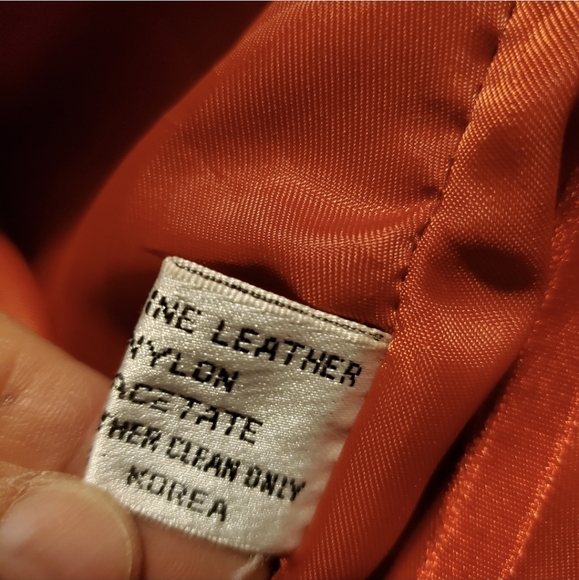 Vintage Boutique of leather red longer shorts - Picture 2 of 4